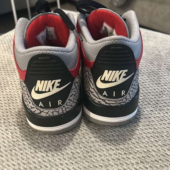 JORDAN 3 CHICAGO MENS SIZE 8.5 - Picture 7 of 16